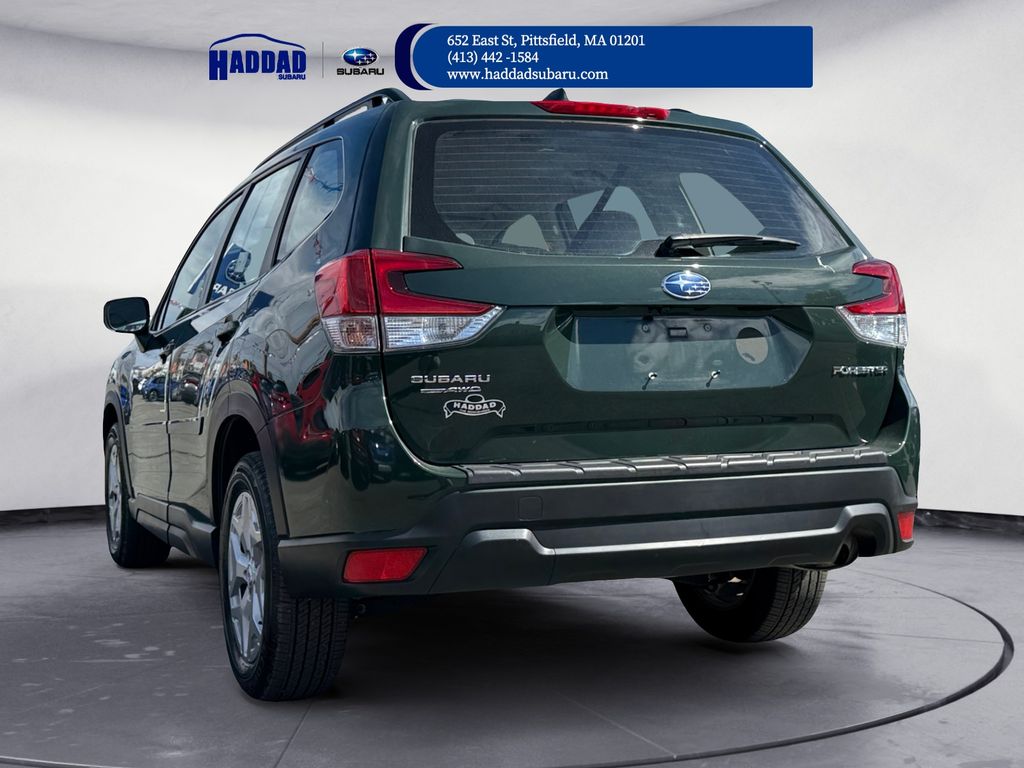2022 Subaru Forester Base photo 3