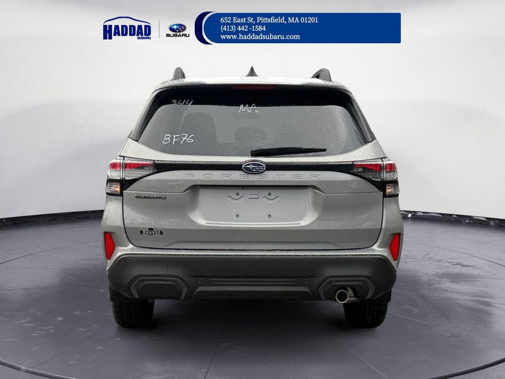 2025 Subaru Forester Limited photo 4