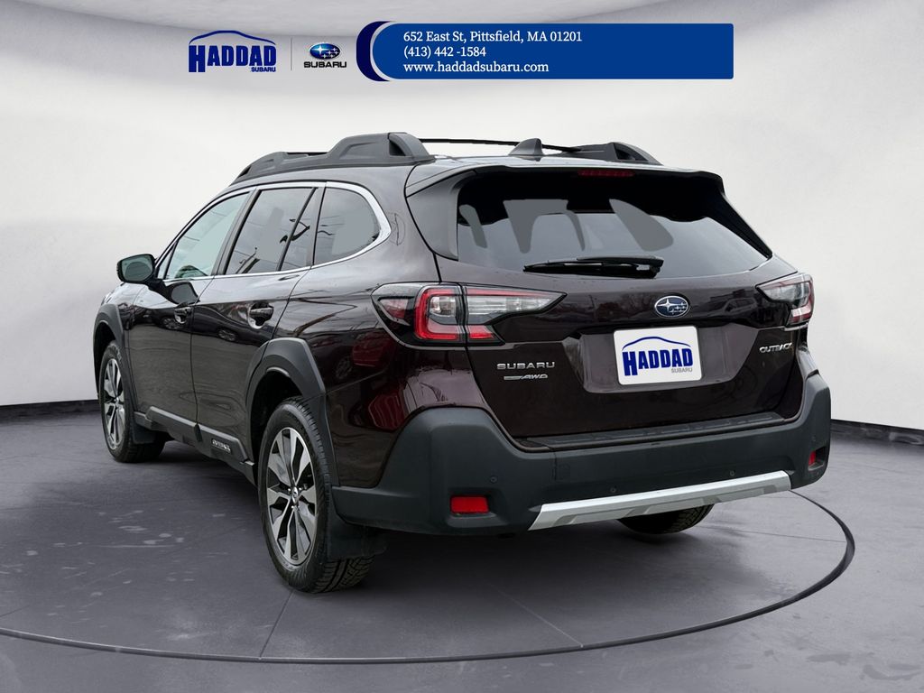 2023 Subaru Outback Limited photo 3