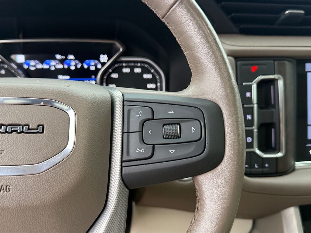 2021 GMC Yukon XL Denali - Photo 22
