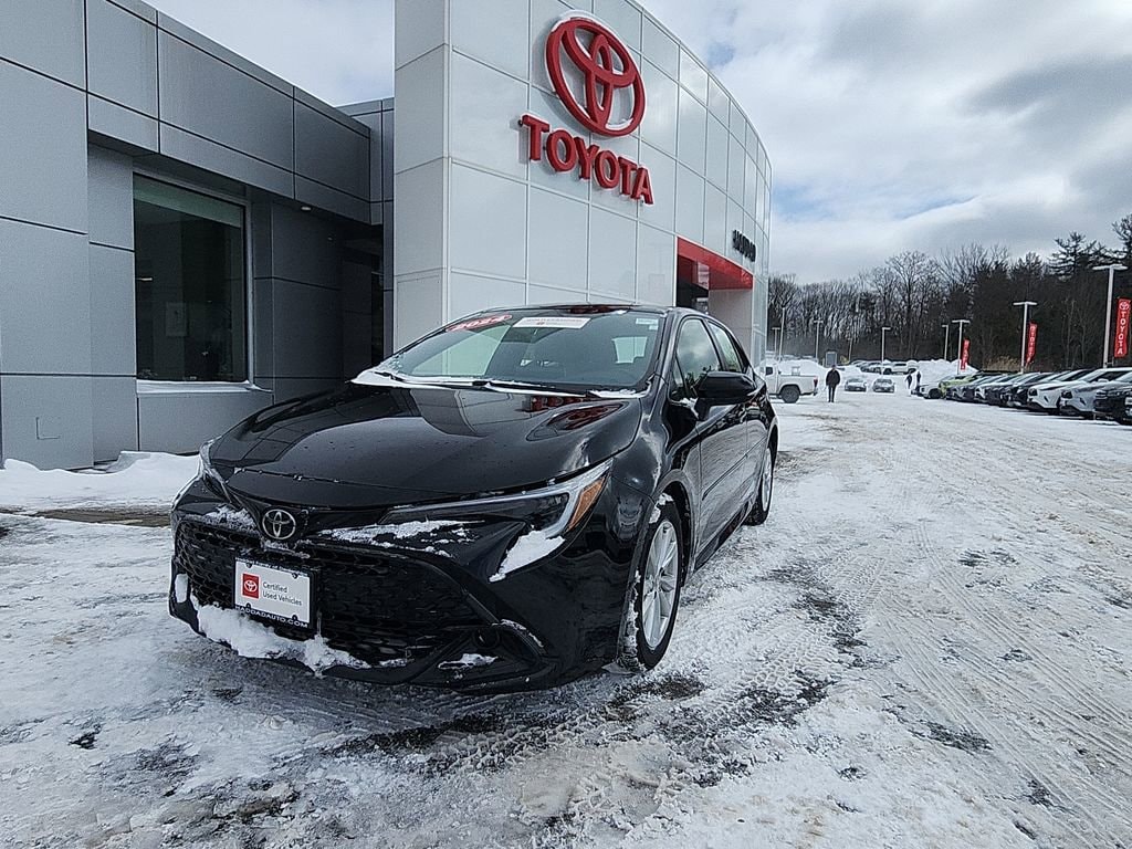 2024 Toyota Corolla Hatchback SE