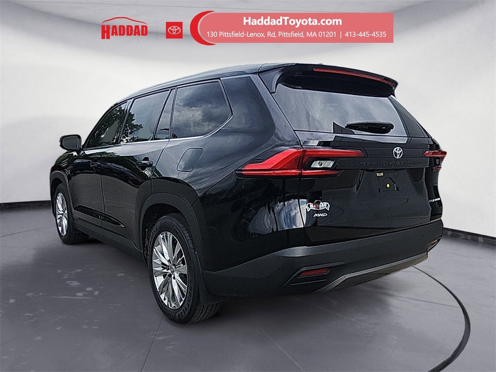 2024 Toyota Grand Highlander Platinum photo 3