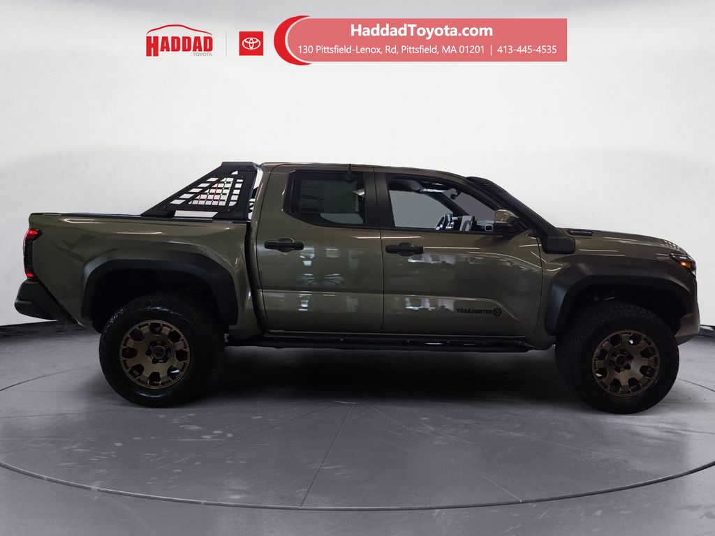 2025 Toyota Tacoma Trailhunter - Photo 5