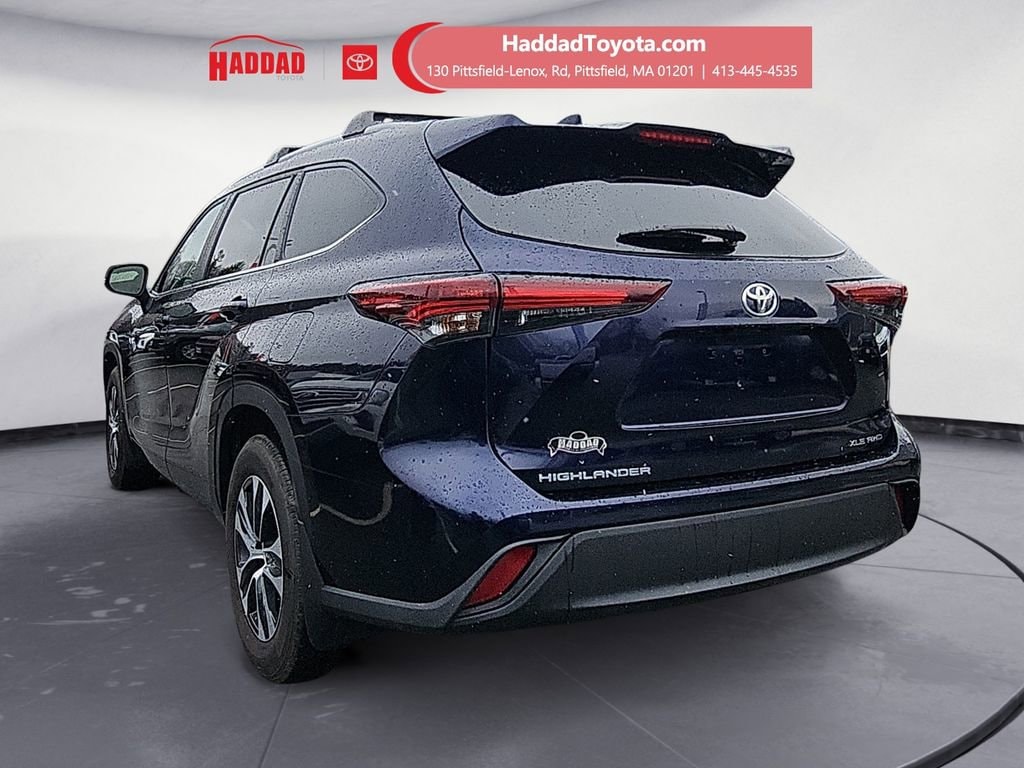 Certified 2024 Toyota Highlander XLE Sport Utility