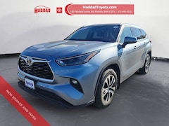 2022 Toyota Highlander XLE Sport Utility