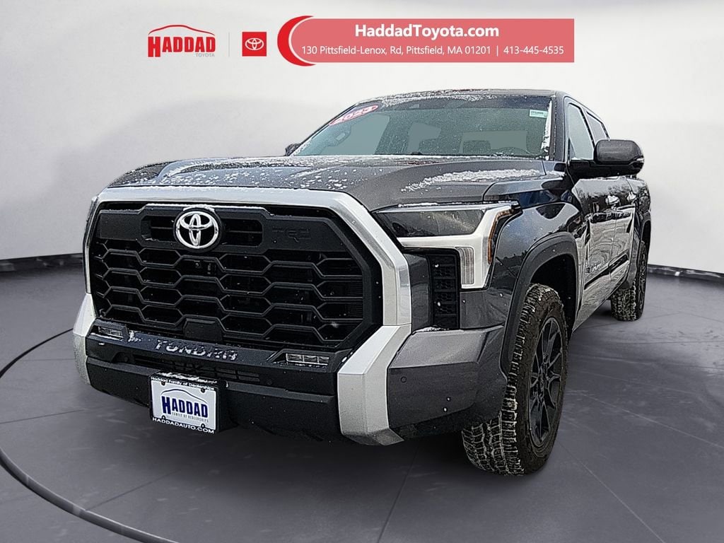 2023 Toyota Tundra Limited's photo