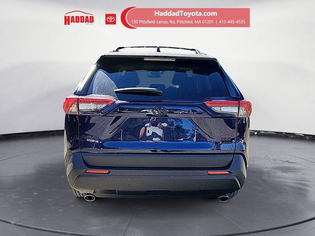 New 2025 Toyota RAV4 XLE XLE AWD SUV