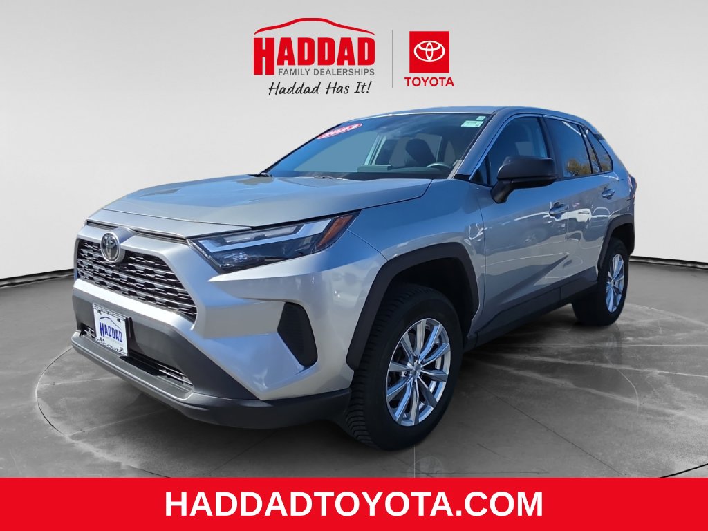2023 Toyota RAV4 LE