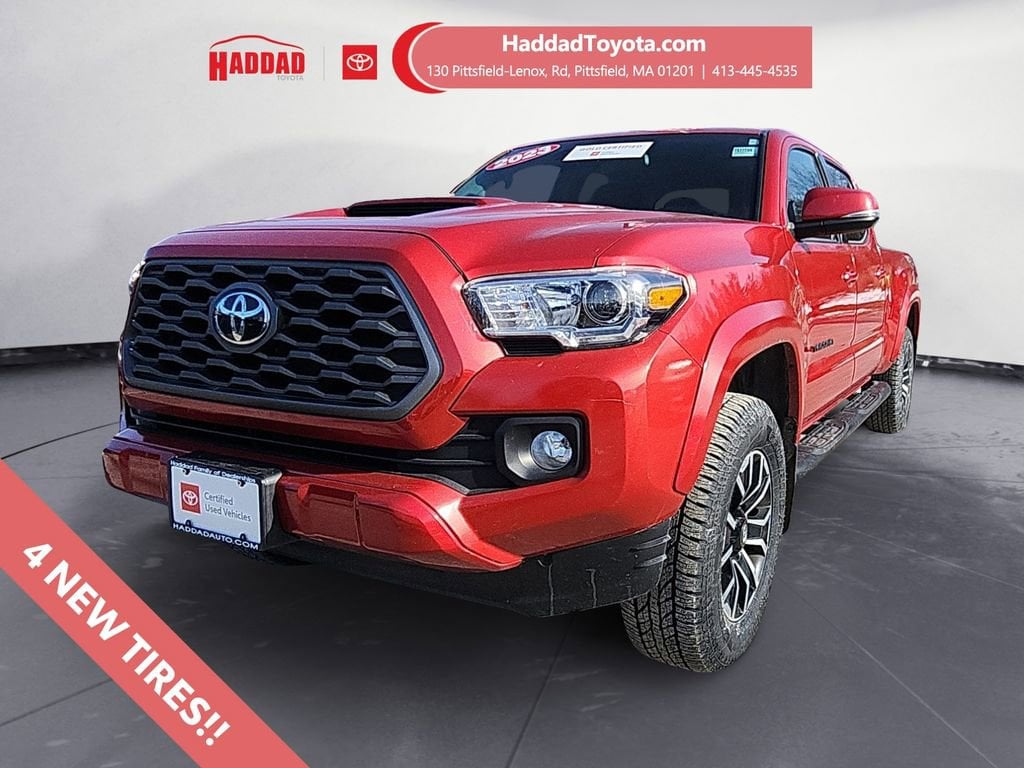 2023 Toyota Tacoma TRD Sport's photo