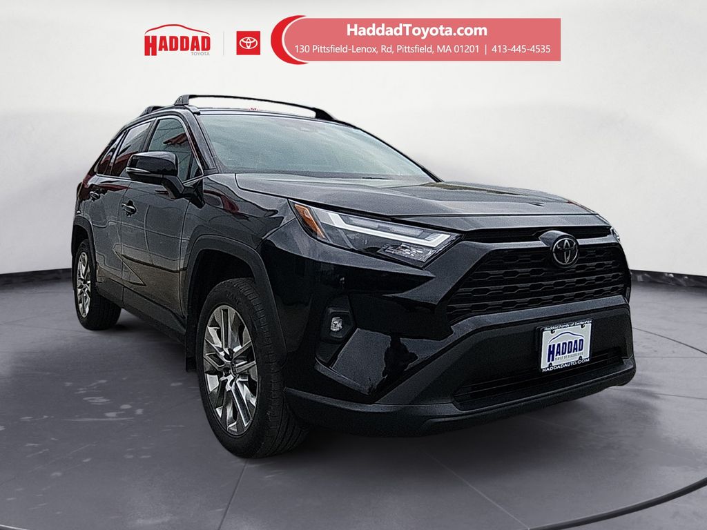 2023 Toyota RAV4 XLE Premium - Photo 8