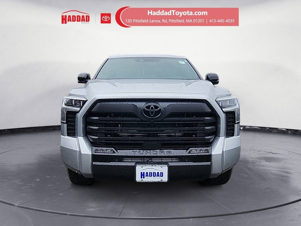 2026 Toyota Tundra Limited - Photo 8