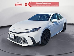 2025 Toyota Camry SE Sedan