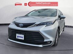 2025 Toyota Sienna XLE Passenger Van