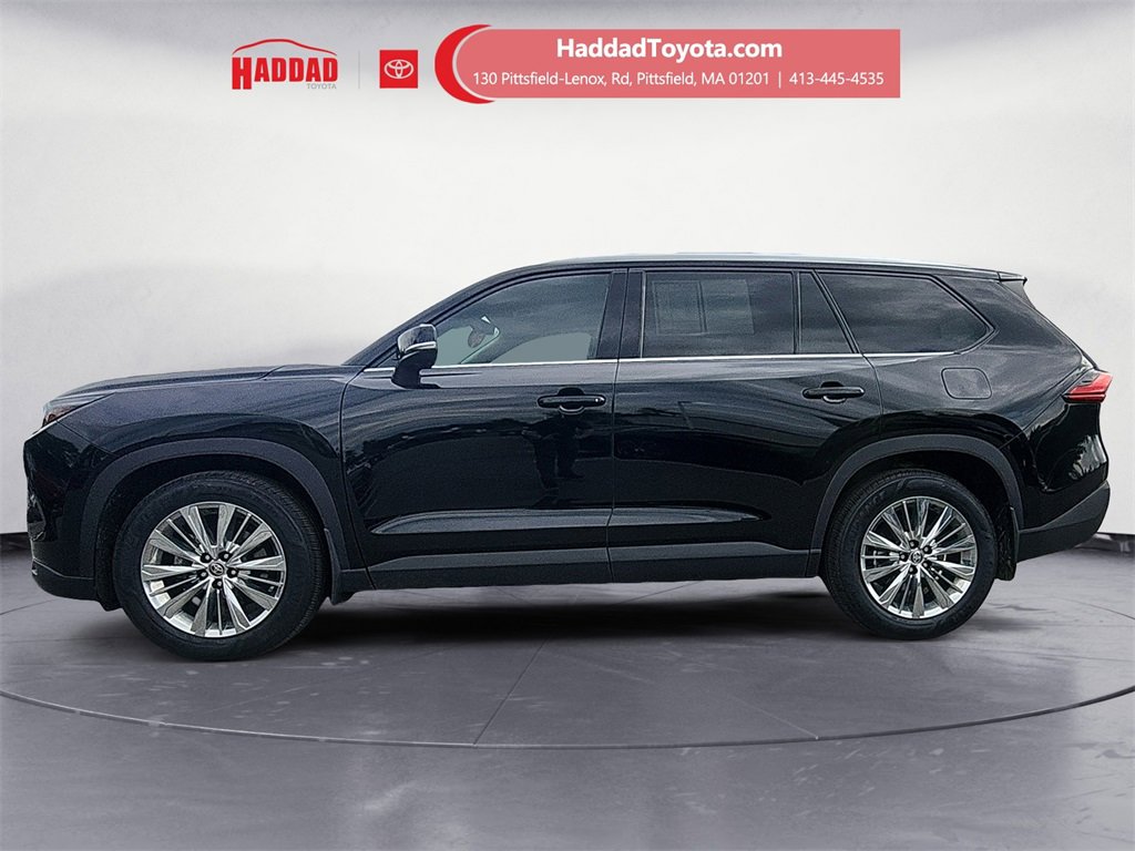 2024 Toyota Grand Highlander Platinum photo 2