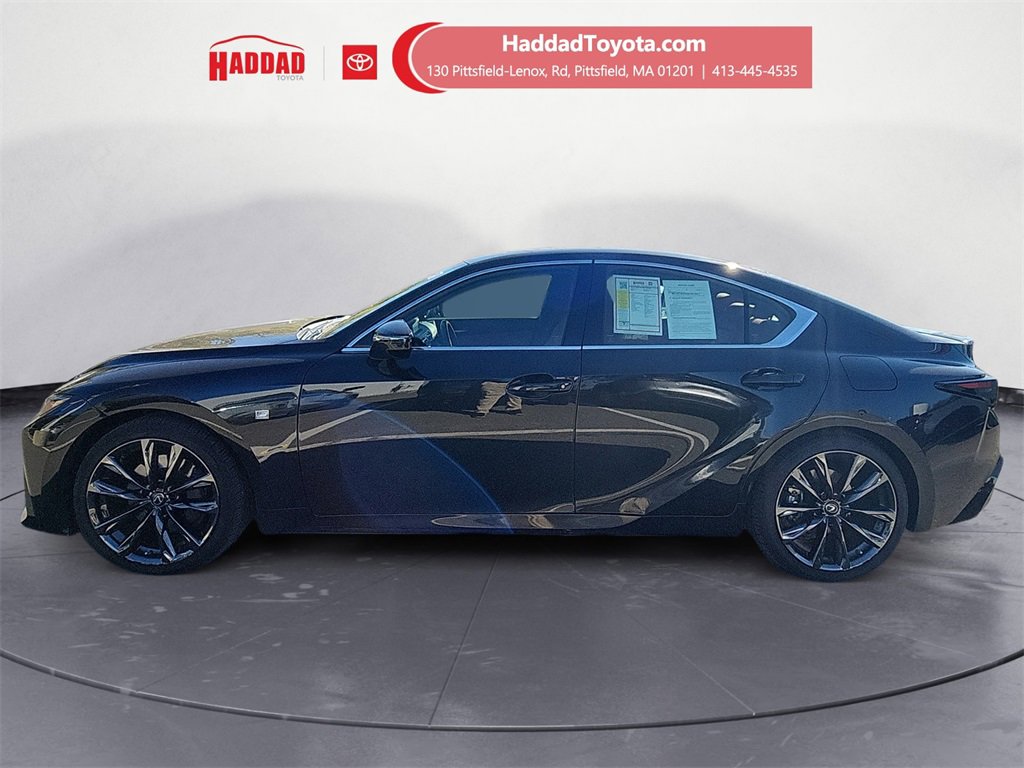 2022 Lexus IS 350 F SPORT photo 2