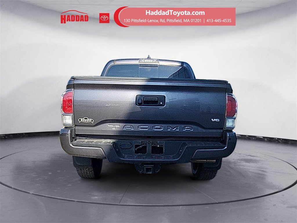 2021 Toyota Tacoma TRD Sport photo 4