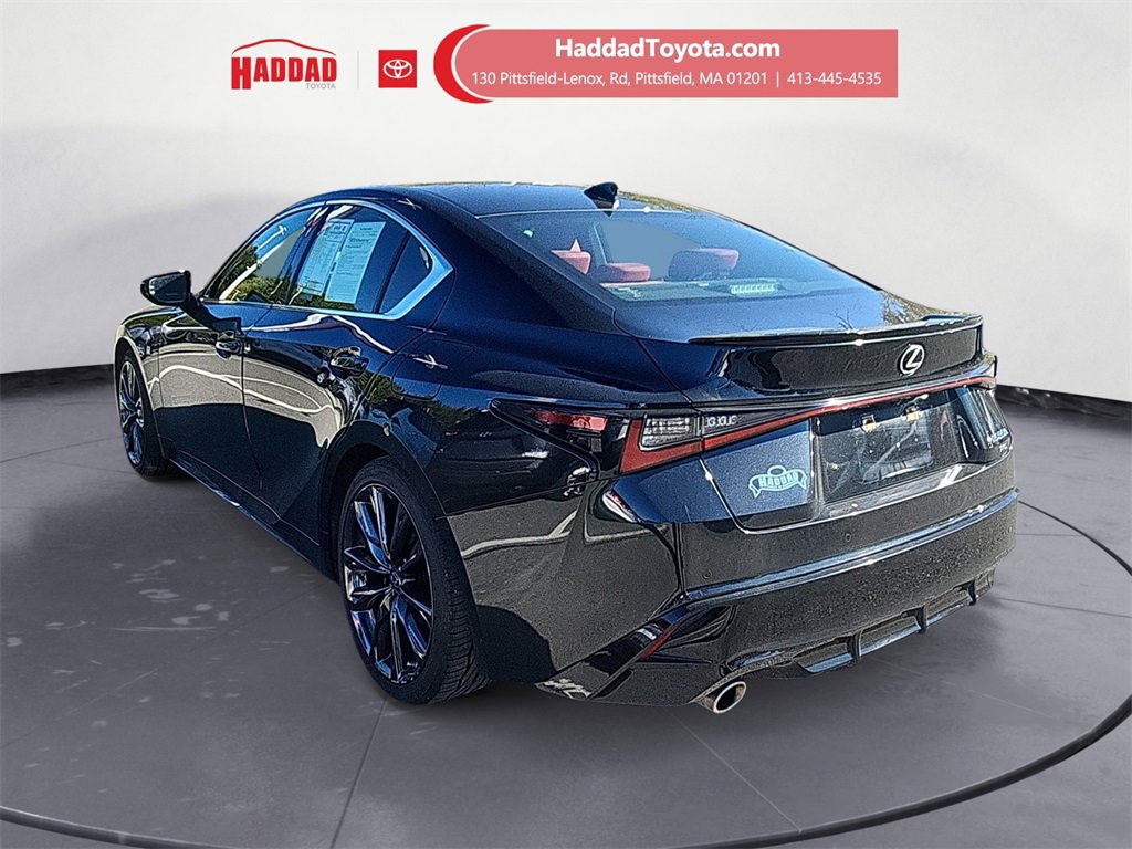 2022 Lexus IS 350 F SPORT photo 3