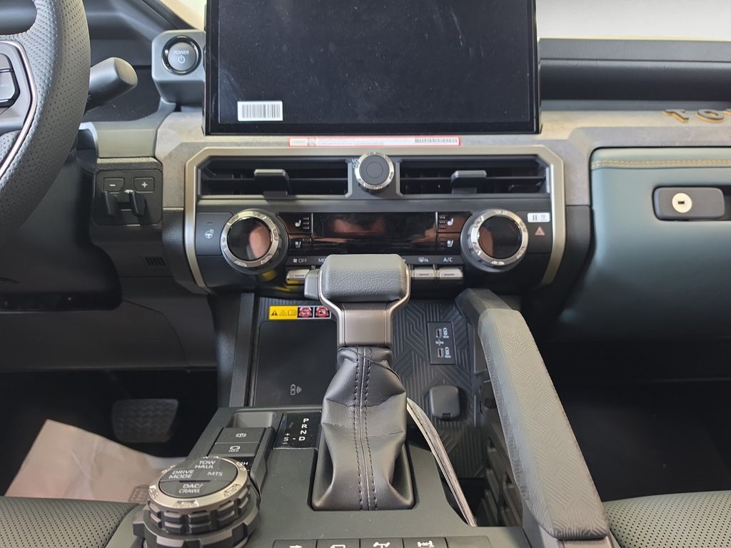 2025 Toyota Tacoma Trailhunter - Photo 10
