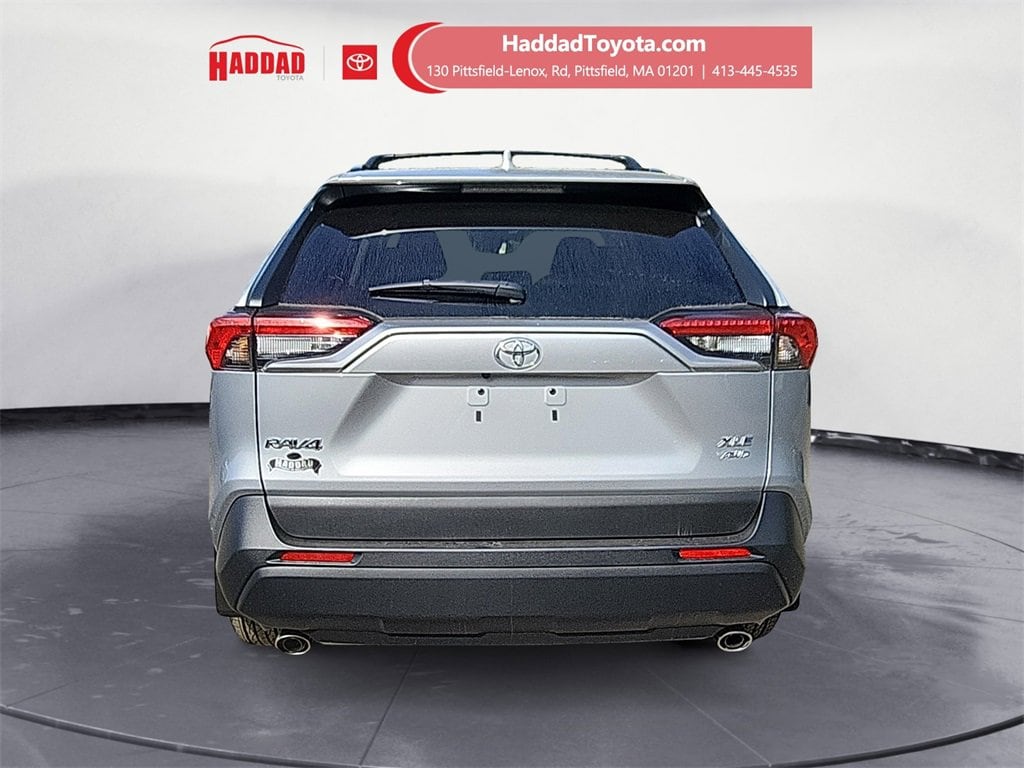 New 2025 Toyota RAV4 XLE XLE AWD SUV