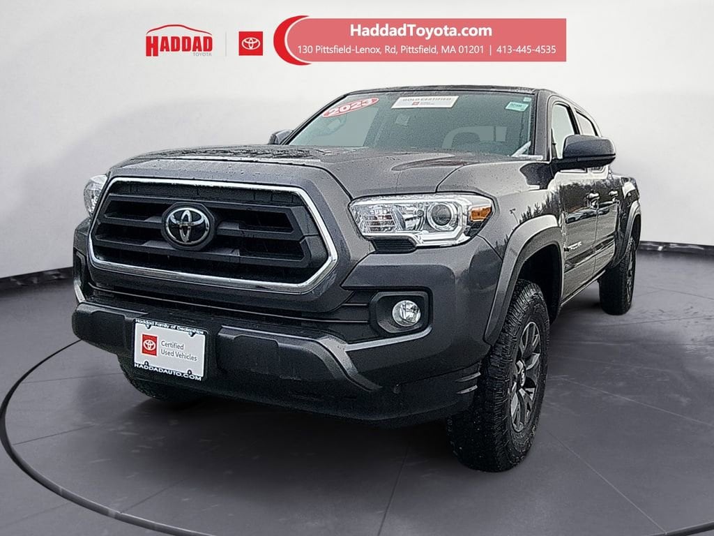 2023 Toyota Tacoma SR5's photo