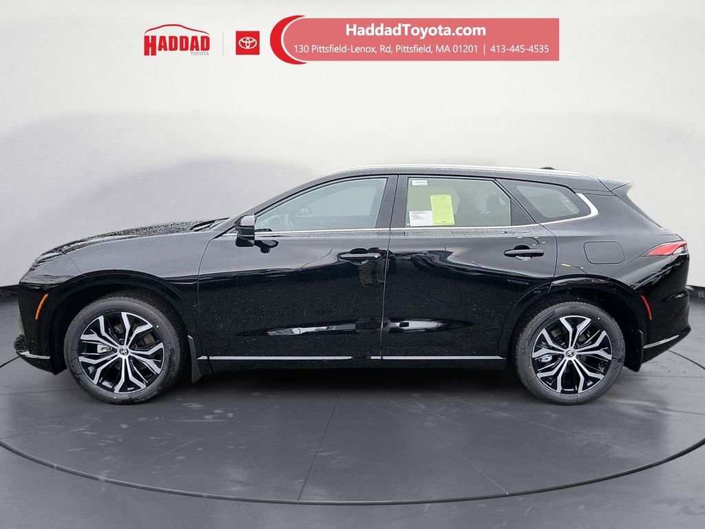 New 2025 Toyota Crown Signia XLE XLE