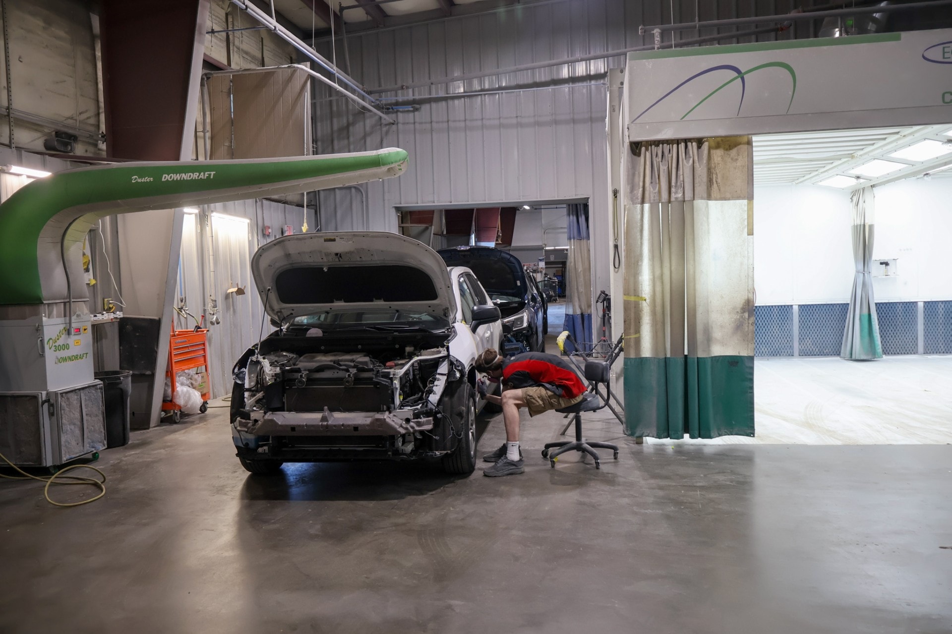 Collision repair equipment and work bays