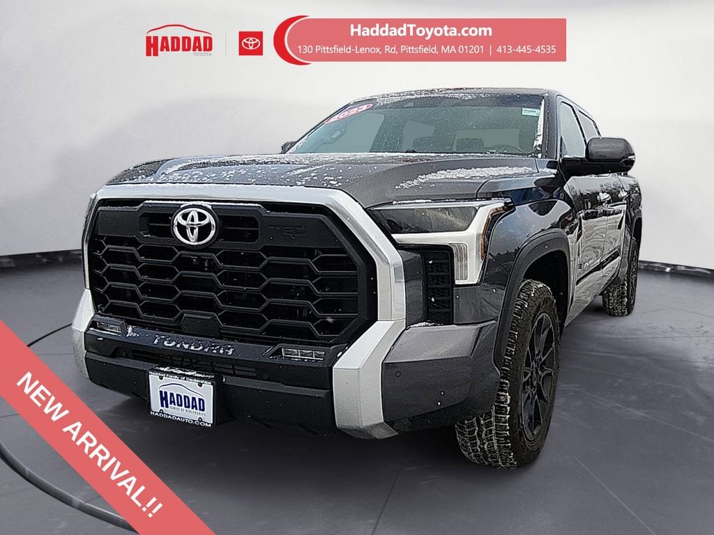 2023 Toyota Tundra Limited's photo