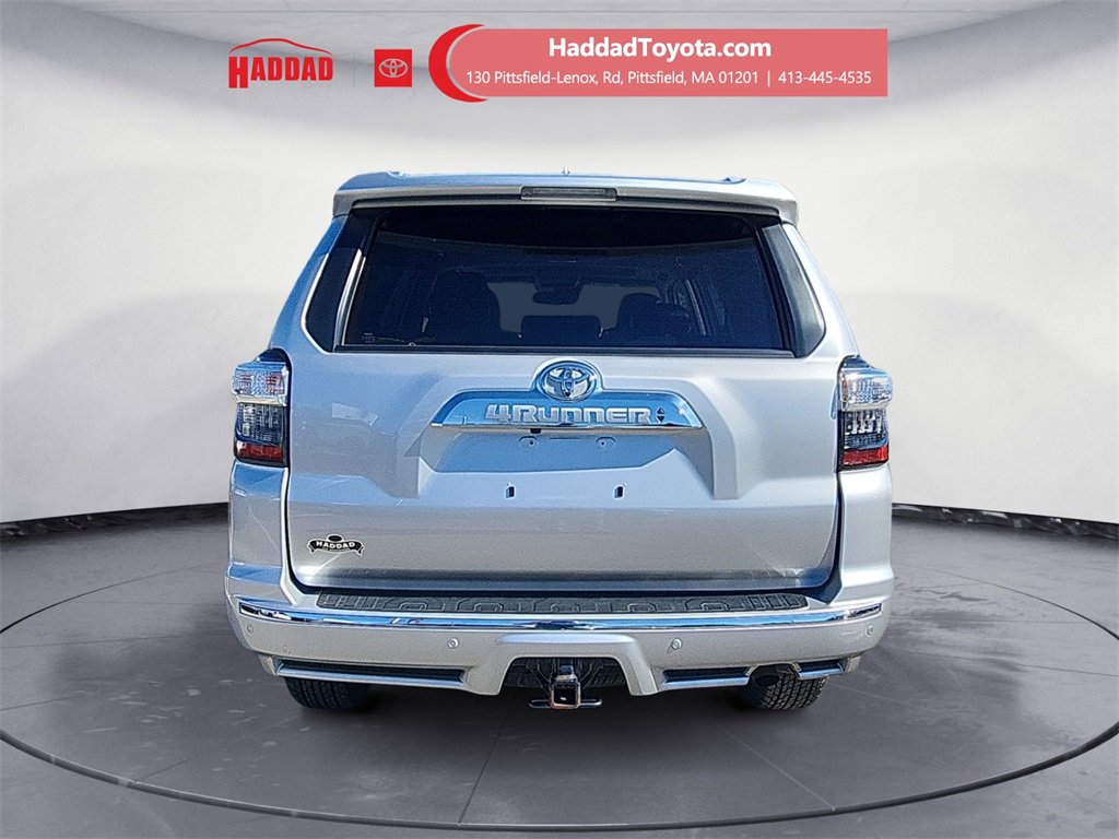 2022 Toyota 4Runner Limited photo 4