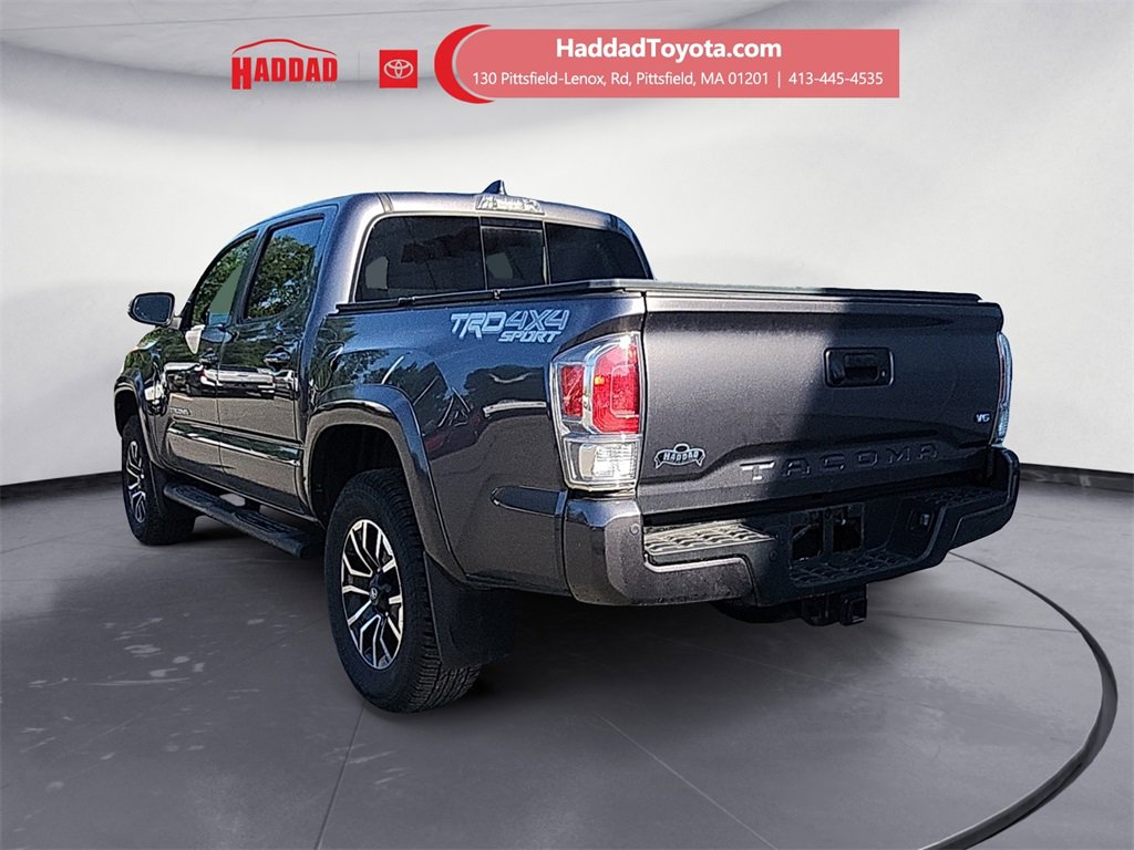2021 Toyota Tacoma TRD Sport photo 3