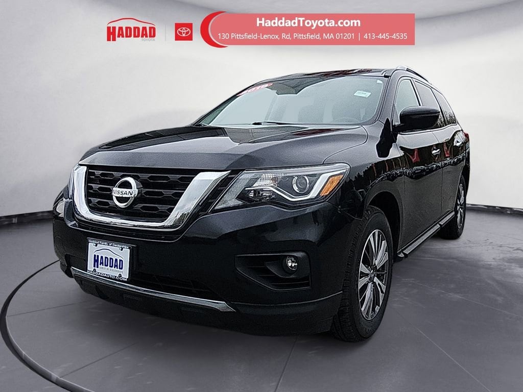 2019 Nissan Pathfinder SV 4WD's photo