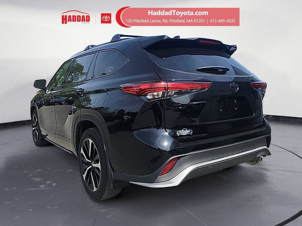 Used 2022 Toyota Highlander XSE Sport Utility
