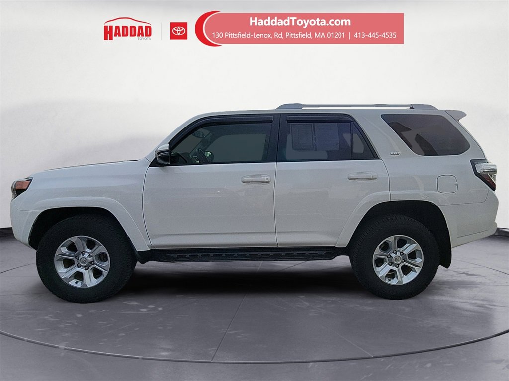 2018 Toyota 4Runner SR5 Premium photo 2