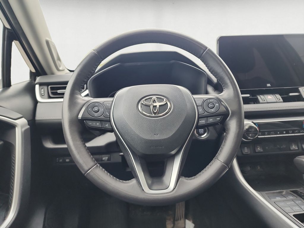 2023 Toyota RAV4 XLE Premium - Photo 13