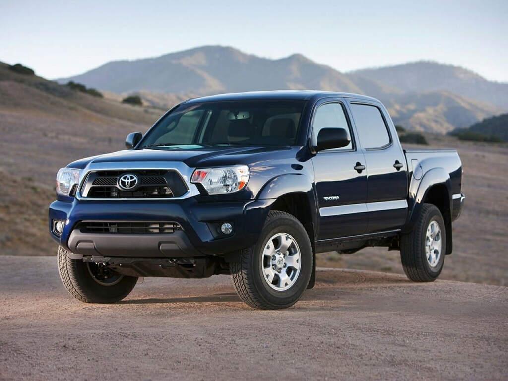 Used 2015 Toyota Tacoma Base Truck
