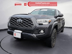 2022 Toyota Tacoma SR5 Truck