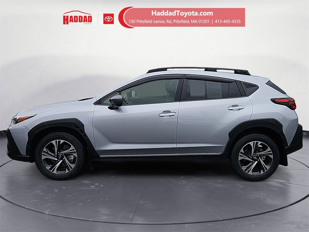 2024 Subaru Crosstrek Premium photo 2