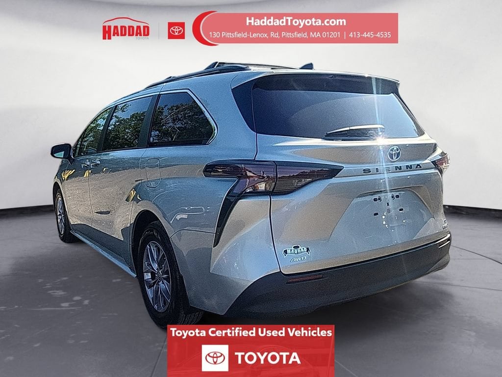 Certified 2024 Toyota Sienna LE Passenger Van