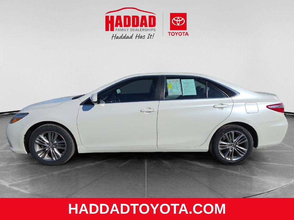 Used 2015 Toyota Camry SE with VIN 4T1BF1FK0FU075316 for sale in Pittsfield, MA