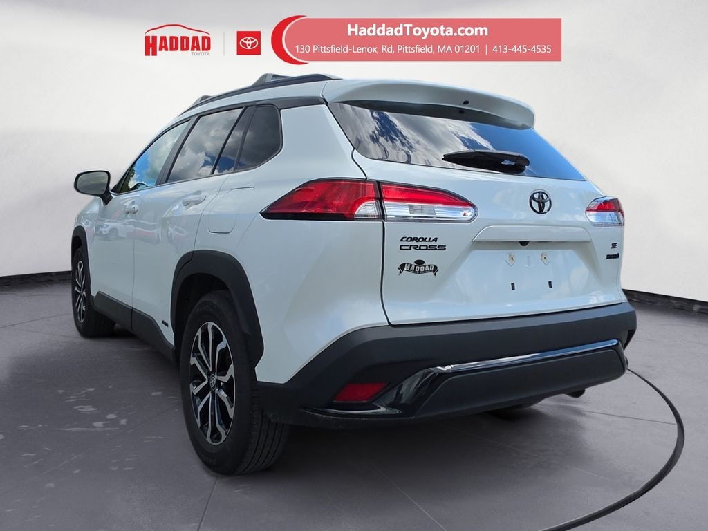 Used 2024 Toyota Corolla Cross Hybrid SE SUV