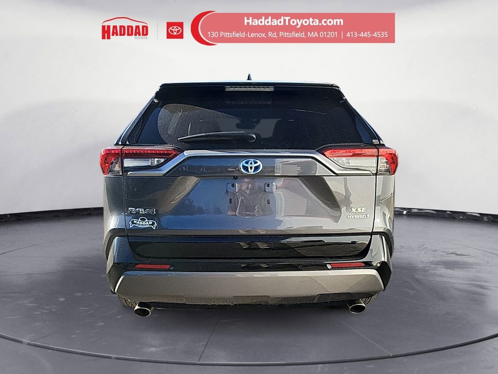 2021 Toyota RAV4 Hybrid XSE photo 4