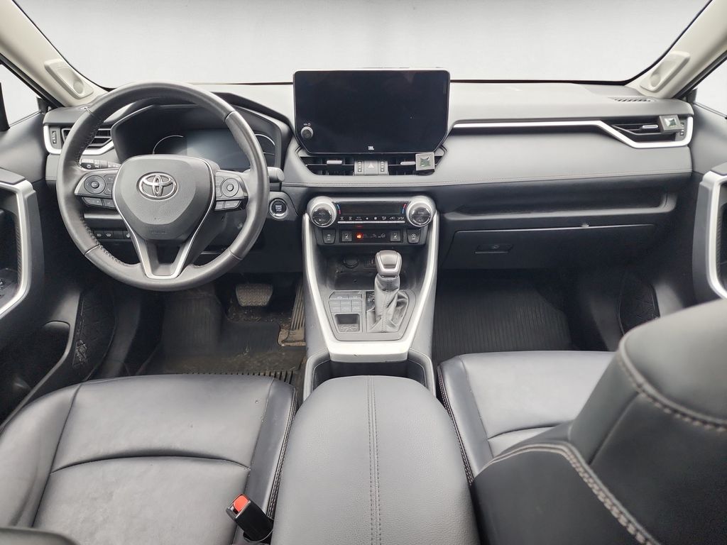 2023 Toyota RAV4 XLE Premium - Photo 11