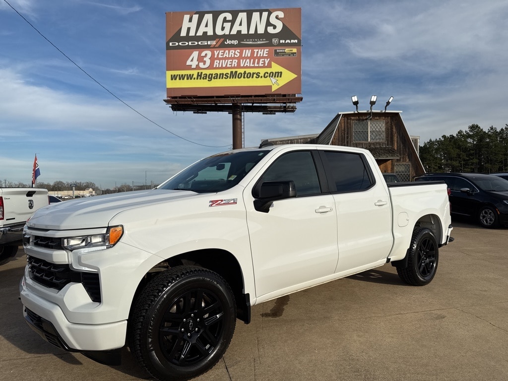 2023 Chevrolet Silverado 1500 RST's photo