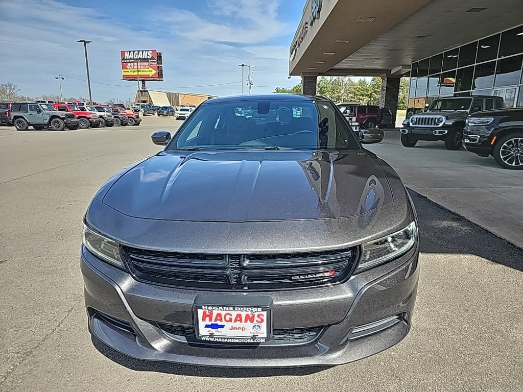 Used 2022 Dodge Charger SXT with VIN 2C3CDXBG1NH250567 for sale in Morrilton, AR
