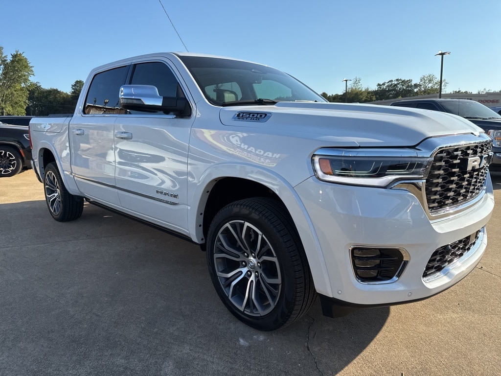 2025 Ram 1500 photo 3