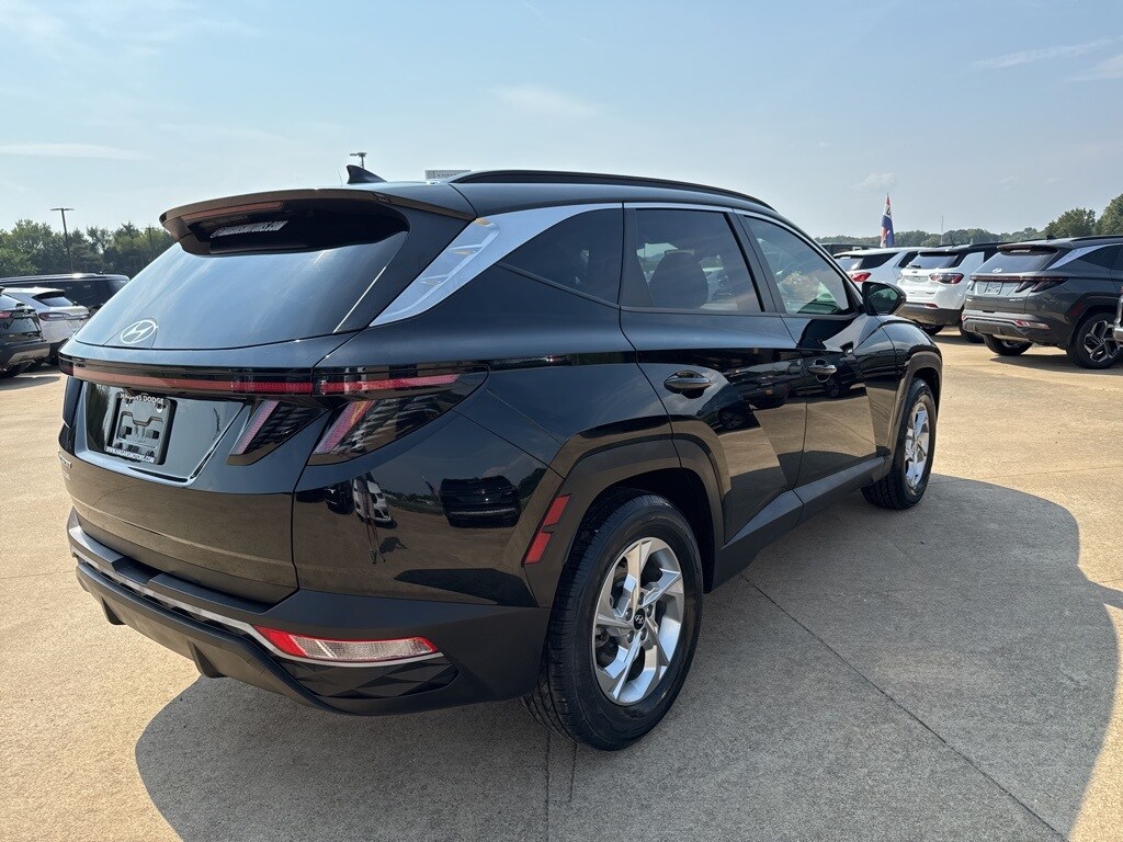 2022 Hyundai Tucson SEL photo 2