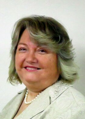 Staff member Cindy Epperson from 5802d0afba28