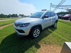2025 Jeep Compass LATITUDE 4X4 Sport Utility