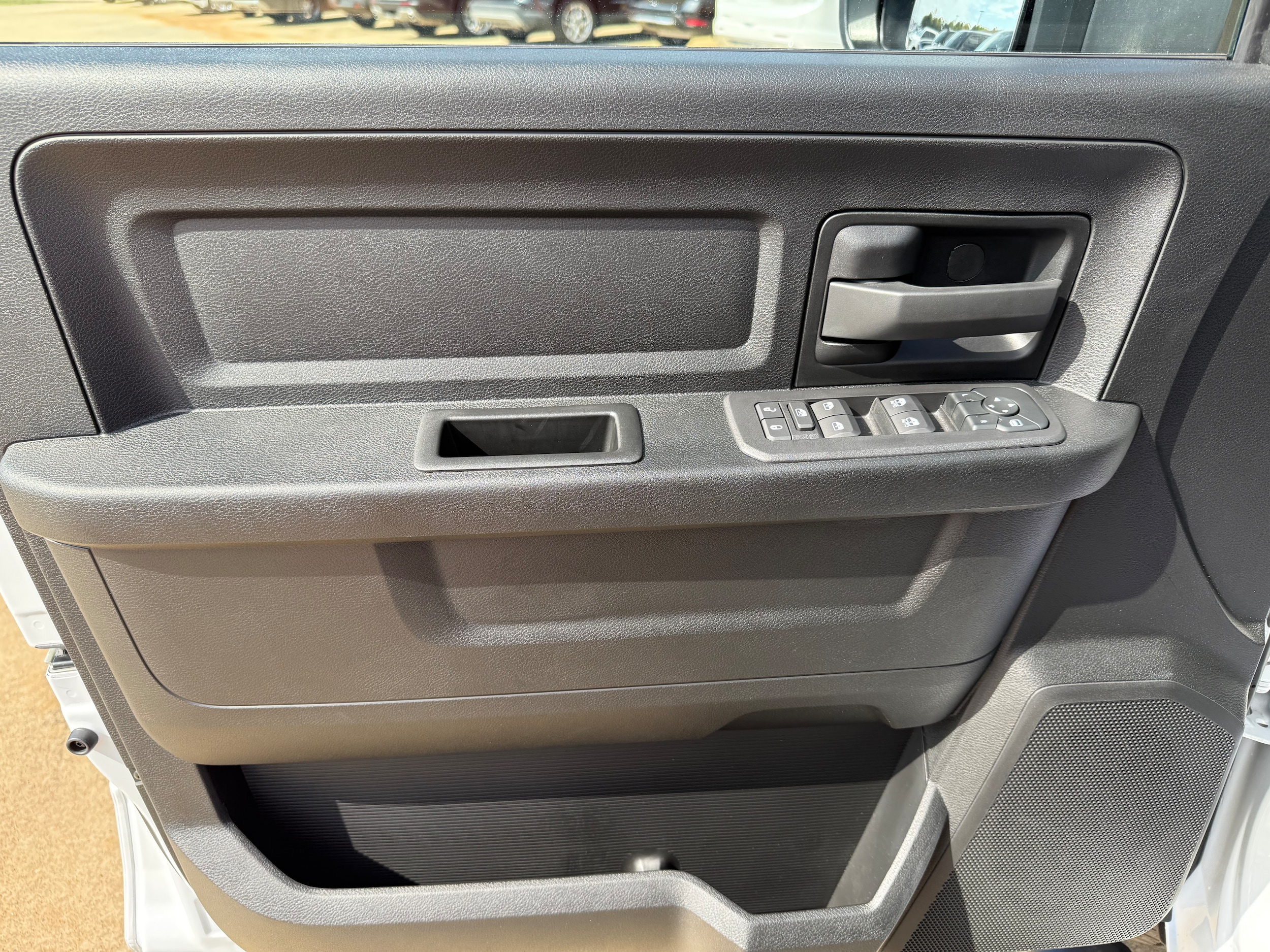 2026 RAM 2500 Tradesman - Photo 7