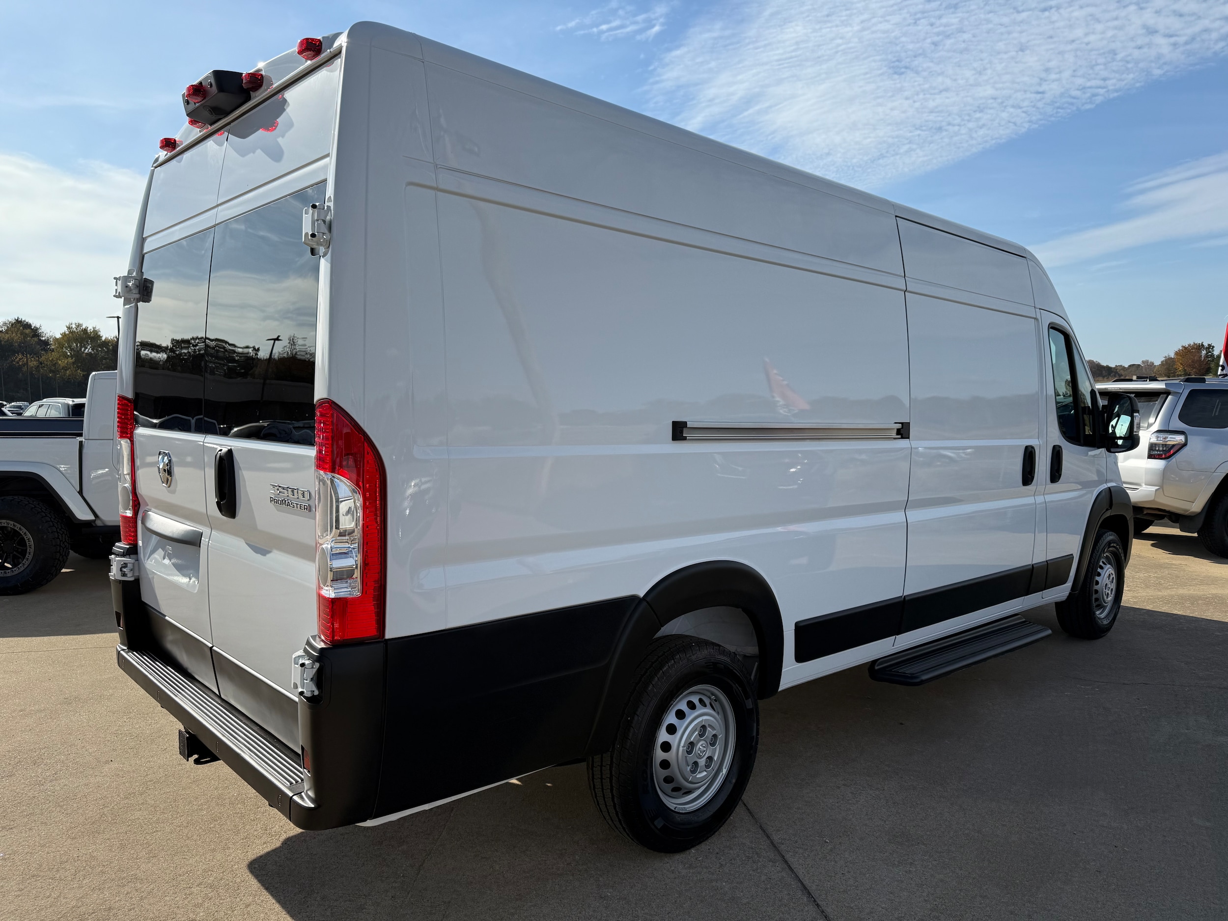 2025 Ram ProMaster 3500 Cargo Van photo 4