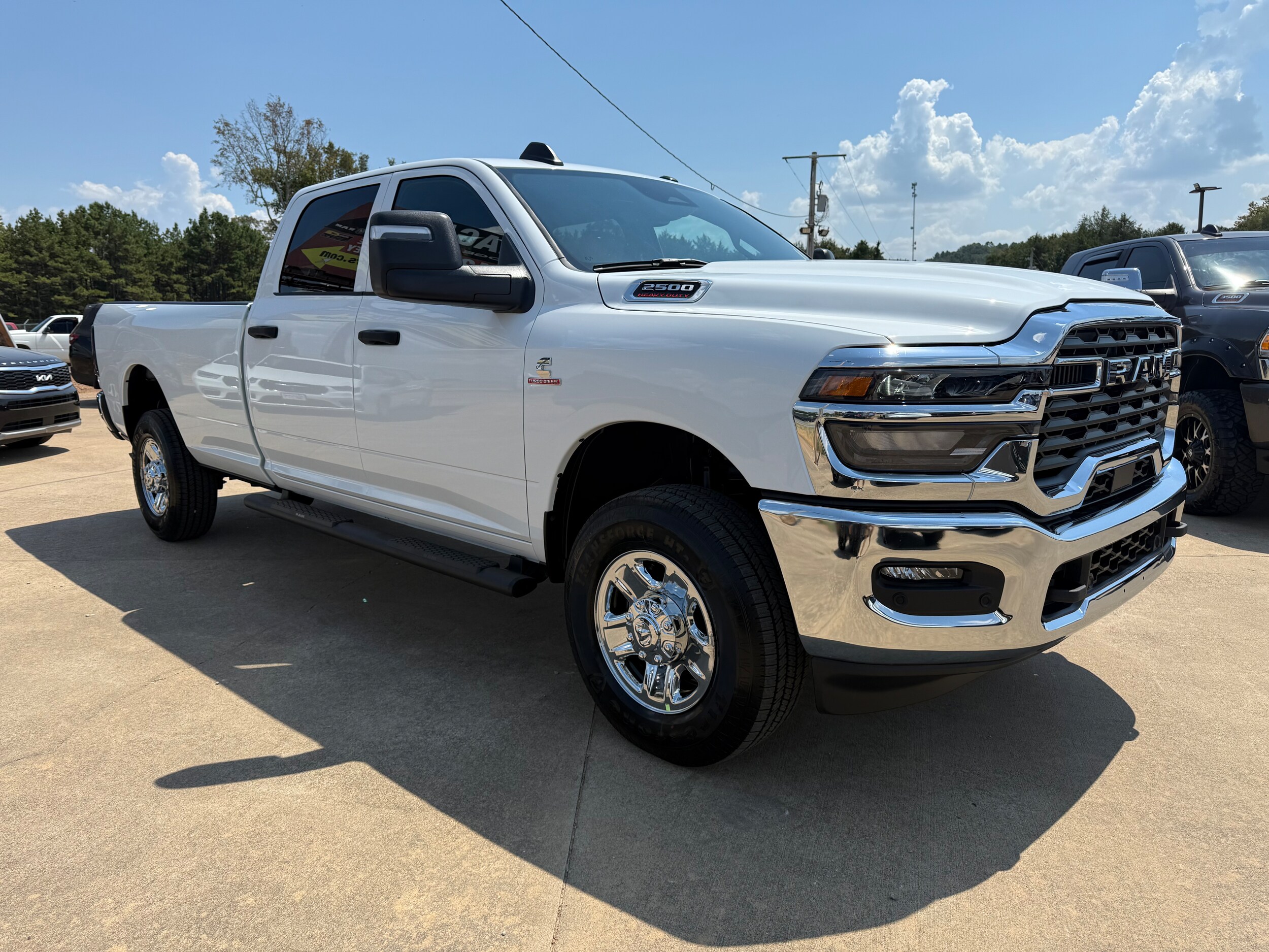 2026 Ram 2500 Tradesman photo 2